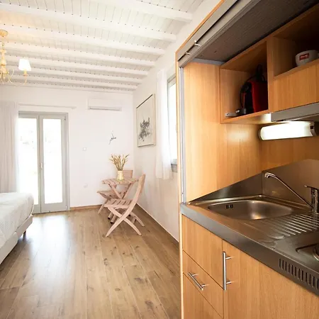 Crystal View Mykonos Apartahotel 4*