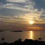 Crystal View Mykonos Apartahotel 4*