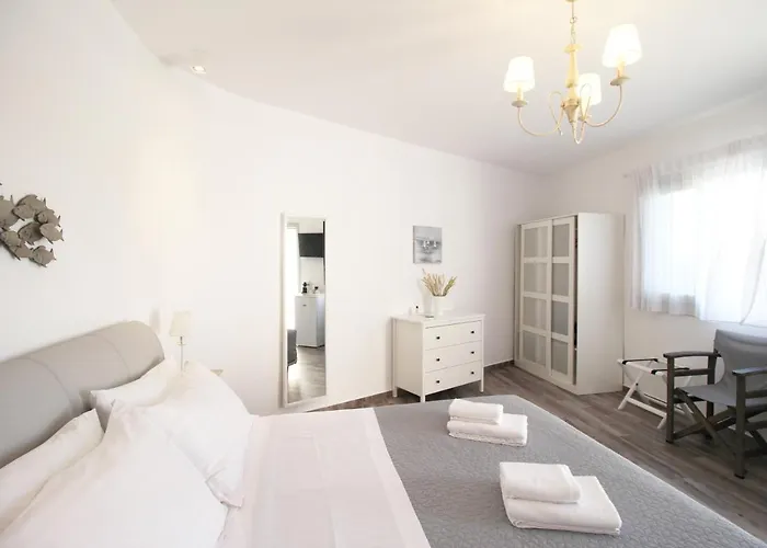 Crystal View Mykonos アパートホテル 4*