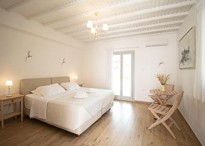 Crystal View Mykonos 아파트호텔 4*